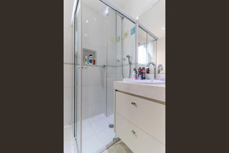 Apartamento à venda com 142m², 3 quartos e 2 vagas Apartamento à venda com 142m², 3 quartos e 2 vagasBanheiro Social