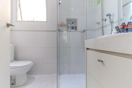 Apartamento à venda com 142m², 3 quartos e 2 vagas Apartamento à venda com 142m², 3 quartos e 2 vagasBanheiro Social