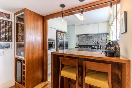 Apartamento à venda com 142m², 3 quartos e 2 vagas Apartamento à venda com 142m², 3 quartos e 2 vagasCozinha