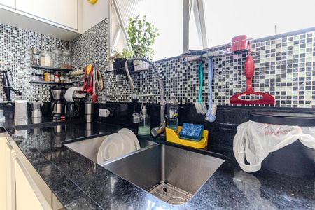 Apartamento à venda com 142m², 3 quartos e 2 vagas Apartamento à venda com 142m², 3 quartos e 2 vagasCozinha