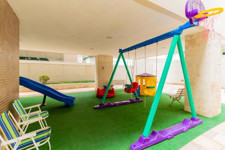 Apartamento à venda com 142m², 3 quartos e 2 vagas Apartamento à venda com 142m², 3 quartos e 2 vagasPlayground