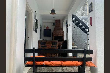 Casa à venda com 260m², 4 quartos e 3 vagas