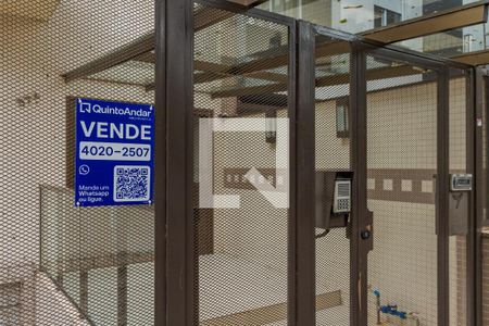 Apartamento à venda com 96m², 3 quartos e sem vaga Apartamento à venda com 96m², 3 quartos e sem vagaPlaquinha