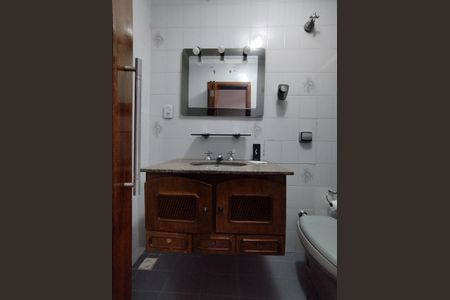 Casa à venda com 260m², 2 quartos e 3 vagas Casa à venda com 260m², 2 quartos e 3 vagasBanheiro Suíte 1