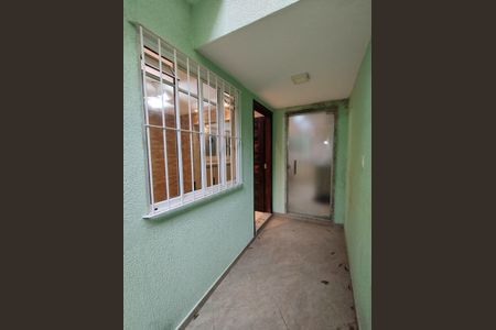 Casa à venda com 260m², 2 quartos e 3 vagas Casa à venda com 260m², 2 quartos e 3 vagasEntrada