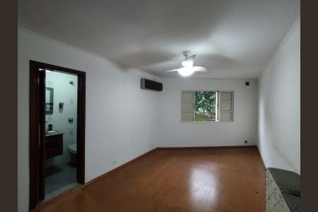 Casa à venda com 260m², 2 quartos e 3 vagas Casa à venda com 260m², 2 quartos e 3 vagasSuíte 1