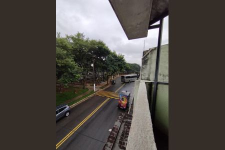 Casa à venda com 260m², 2 quartos e 3 vagas Casa à venda com 260m², 2 quartos e 3 vagasVista Terraço