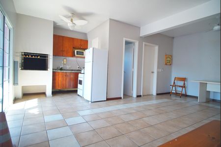 Casa de condomínio à venda com 78m², 2 quartos e 1 vagaÁrea Comum - Salão de Festas