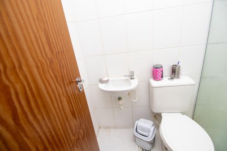 Casa de condomínio à venda com 84m², 3 quartos e 1 vagaBanheiro social