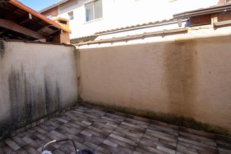 Casa de condomínio à venda com 84m², 3 quartos e 1 vagaÁrea de Serviço