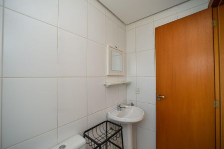 Apartamento à venda com 90m², 2 quartos e 2 vagas Apartamento à venda com 90m², 2 quartos e 2 vagasBanheiro da Suíte