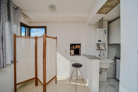 Apartamento à venda com 90m², 2 quartos e 2 vagas Apartamento à venda com 90m², 2 quartos e 2 vagasSala