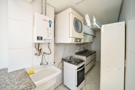 Apartamento à venda com 90m², 2 quartos e 2 vagas Apartamento à venda com 90m², 2 quartos e 2 vagasCozinha e Área de Serviço