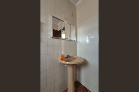 Casa à venda com 168m², 2 quartos e 1 vaga Casa à venda com 168m², 2 quartos e 1 vagaBanheiro 2