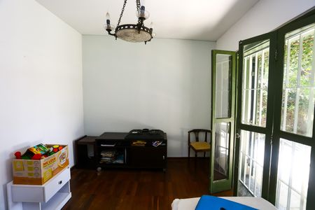 Casa à venda com 239m², 2 quartos e 2 vagas Casa à venda com 239m², 2 quartos e 2 vagassuíte 1