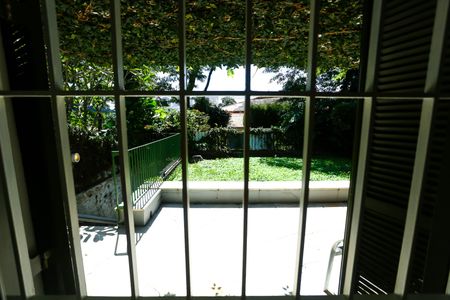 Casa à venda com 239m², 2 quartos e 2 vagas Casa à venda com 239m², 2 quartos e 2 vagassuíte 1 vista