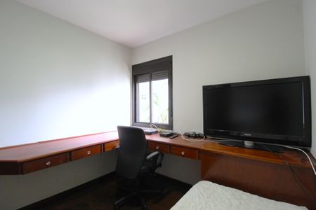 Quarto 1 de apartamento para alugar com 3 quartos, 120m² em Indianópolis, São Paulo
