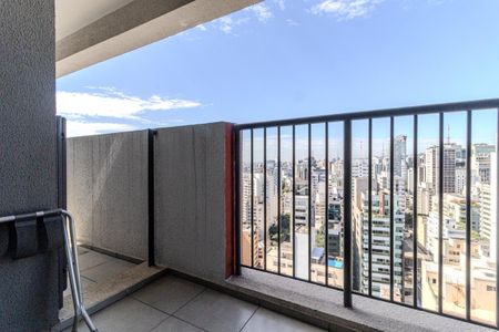 Apartamento à venda com 35m², 1 quarto e sem vaga Apartamento à venda com 35m², 1 quarto e sem vagaVaranda