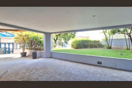Apartamento à venda com 100m², 3 quartos e 2 vagas Apartamento à venda com 100m², 3 quartos e 2 vagasÁrea comum