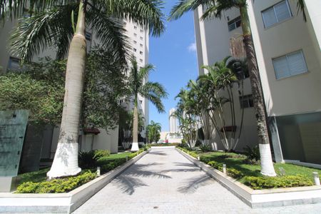 Apartamento à venda com 72m², 3 quartos e 2 vagasFachada