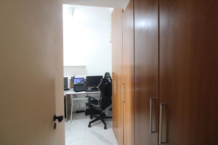 Apartamento à venda com 72m², 3 quartos e 2 vagasQuarto 2