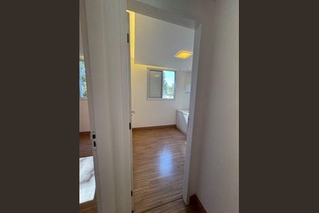 Apartamento à venda com 48m², 2 quartos e 1 vaga Apartamento à venda com 48m², 2 quartos e 1 vagaCorredor