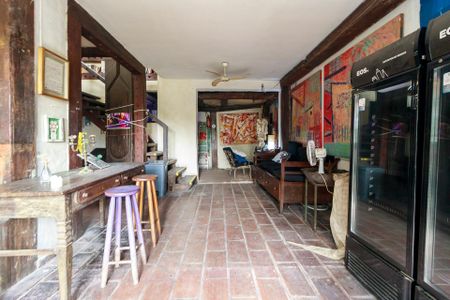 Casa à venda com 124m², 1 quarto e sem vaga Casa à venda com 124m², 1 quarto e sem vagaSala