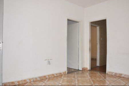 Casa à venda com 80m², 2 quartos e 1 vaga Casa à venda com 80m², 2 quartos e 1 vaga Sala