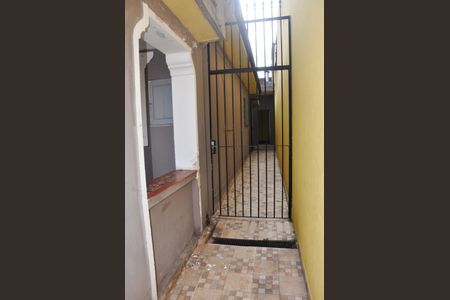 Casa à venda com 80m², 2 quartos e 1 vaga Casa à venda com 80m², 2 quartos e 1 vaga Corredor