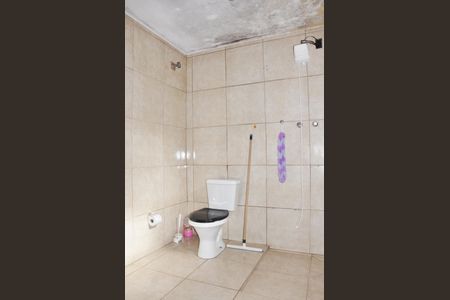 Casa à venda com 80m², 2 quartos e 1 vaga Casa à venda com 80m², 2 quartos e 1 vaga Banheiro Social