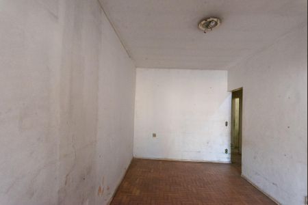 Casa à venda com 205m², 5 quartos e 4 vagas Casa à venda com 205m², 5 quartos e 4 vagasCasa 2- Sala