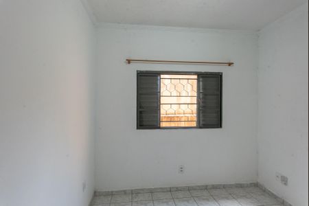 Casa à venda com 205m², 5 quartos e 4 vagas Casa à venda com 205m², 5 quartos e 4 vagasQuarto