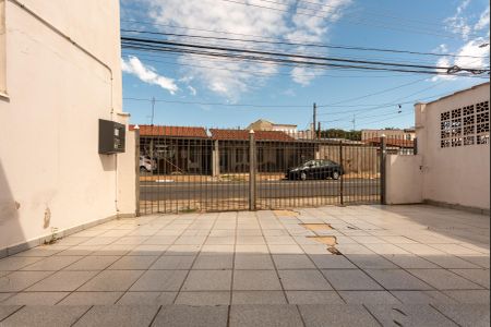 Casa à venda com 205m², 5 quartos e 4 vagas Casa à venda com 205m², 5 quartos e 4 vagasVista da Suíte