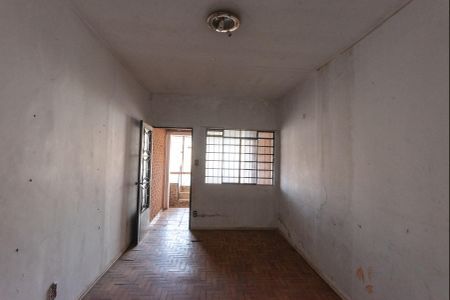 Casa à venda com 205m², 5 quartos e 4 vagas Casa à venda com 205m², 5 quartos e 4 vagasCasa 2- Sala