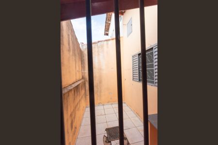 Casa à venda com 205m², 5 quartos e 4 vagas Casa à venda com 205m², 5 quartos e 4 vagasQuintal