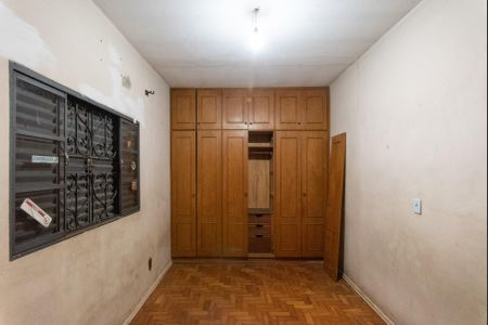 Casa à venda com 205m², 5 quartos e 4 vagas Casa à venda com 205m², 5 quartos e 4 vagasCasa 2- Quarto 2