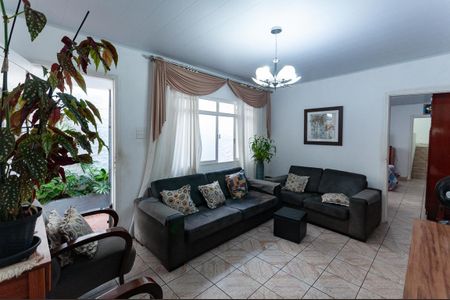 Casa à venda com 300m², 5 quartos e 2 vagas Casa à venda com 300m², 5 quartos e 2 vagasSala Casa 2