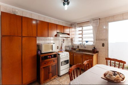 Casa à venda com 300m², 5 quartos e 2 vagas Casa à venda com 300m², 5 quartos e 2 vagasCozinha Casa 1