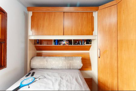 Casa à venda com 300m², 5 quartos e 2 vagas Casa à venda com 300m², 5 quartos e 2 vagasQuarto 1