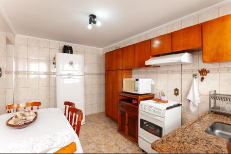 Casa à venda com 300m², 5 quartos e 2 vagas Casa à venda com 300m², 5 quartos e 2 vagasCozinha Casa 1