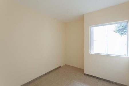 Casa à venda com 242m², 3 quartos e 6 vagasQuarto 2