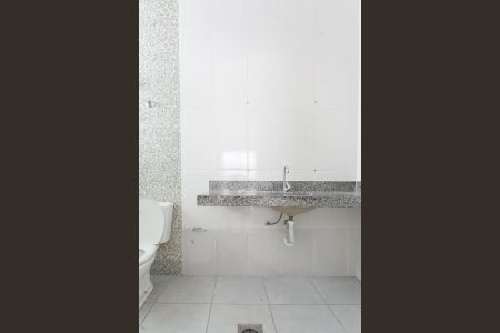 Casa à venda com 242m², 3 quartos e 6 vagasBanheiro da Suíte