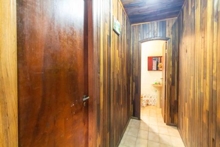 Casa à venda com 290m², 2 quartos e 2 vagasEdícula