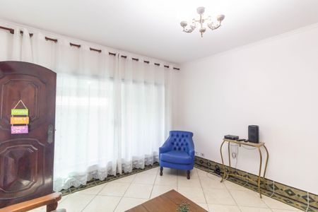 Casa à venda com 290m², 2 quartos e 2 vagasSala