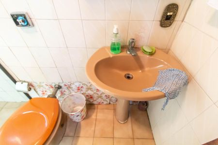 Casa à venda com 290m², 2 quartos e 2 vagasBanheiro 3