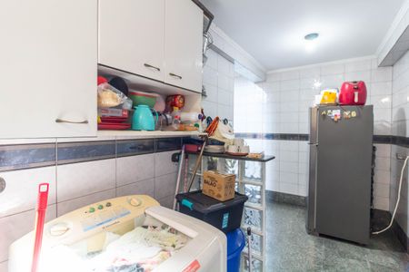 Casa à venda com 290m², 2 quartos e 2 vagasCozinha