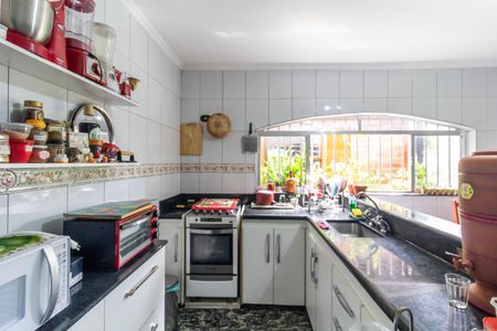 Casa à venda com 290m², 2 quartos e 2 vagasCozinha