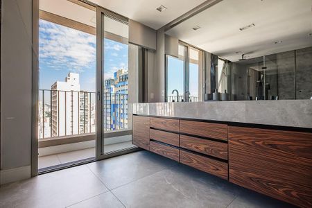 Apartamento à venda com 193m², 2 quartos e 3 vagasSuíte Master