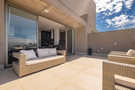 Apartamento à venda com 193m², 2 quartos e 3 vagasVaranda