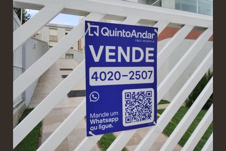 Apartamento à venda com 92m², 2 quartos e 1 vaga Apartamento à venda com 92m², 2 quartos e 1 vagaPlaquinha